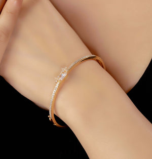 Jivika Gold kada bracelet PZMO Jivika Gold kada bracelet PZMO
