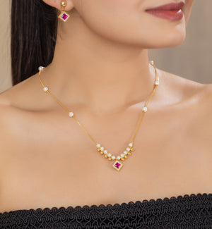 Mehira Green chain pendant set Mehira Green chain pendant set