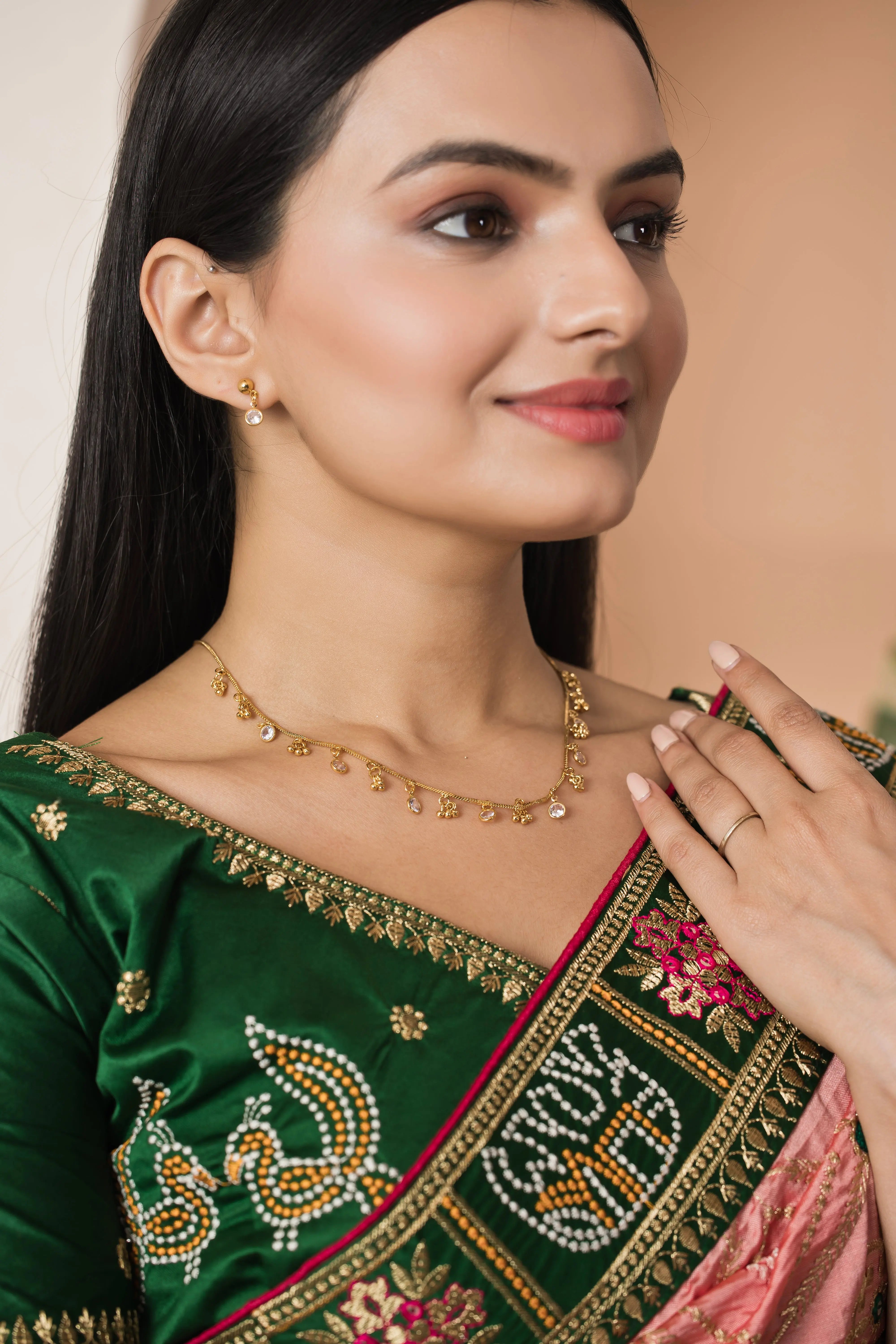 Shakira Gold Plated Tanmaniya  for women pzmo