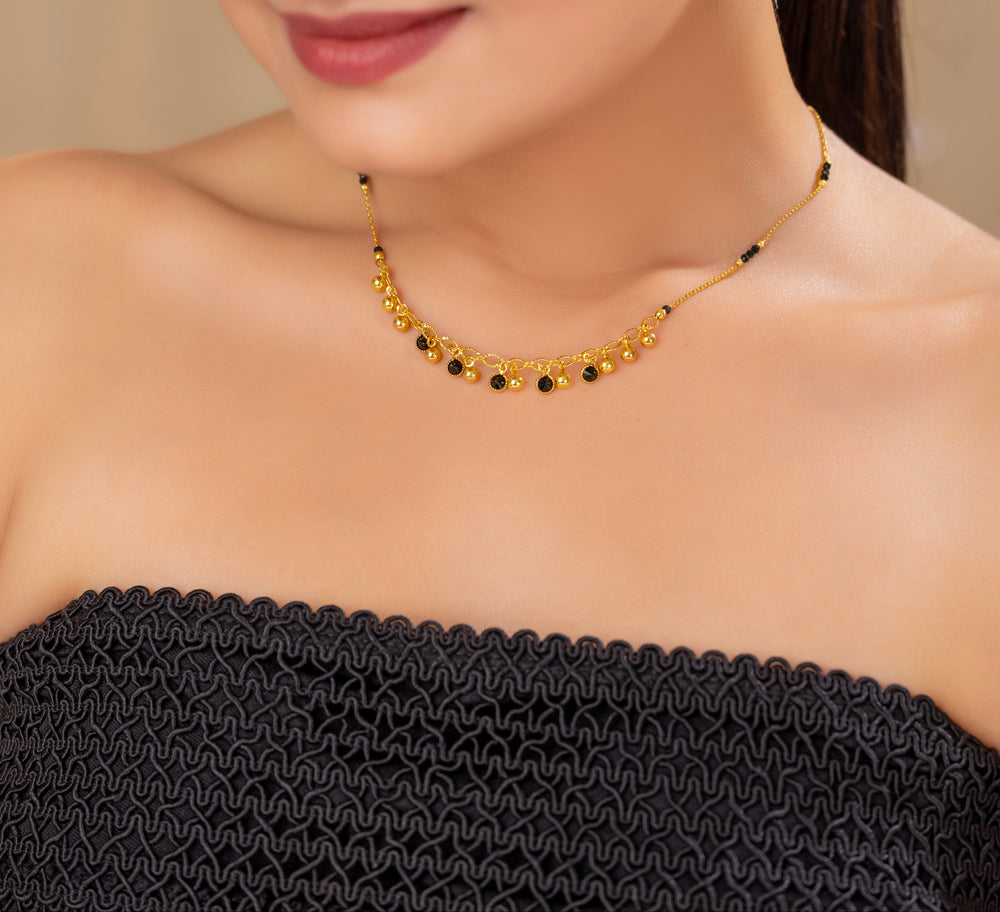 Kiyara Gold Tanmaniya Necklace