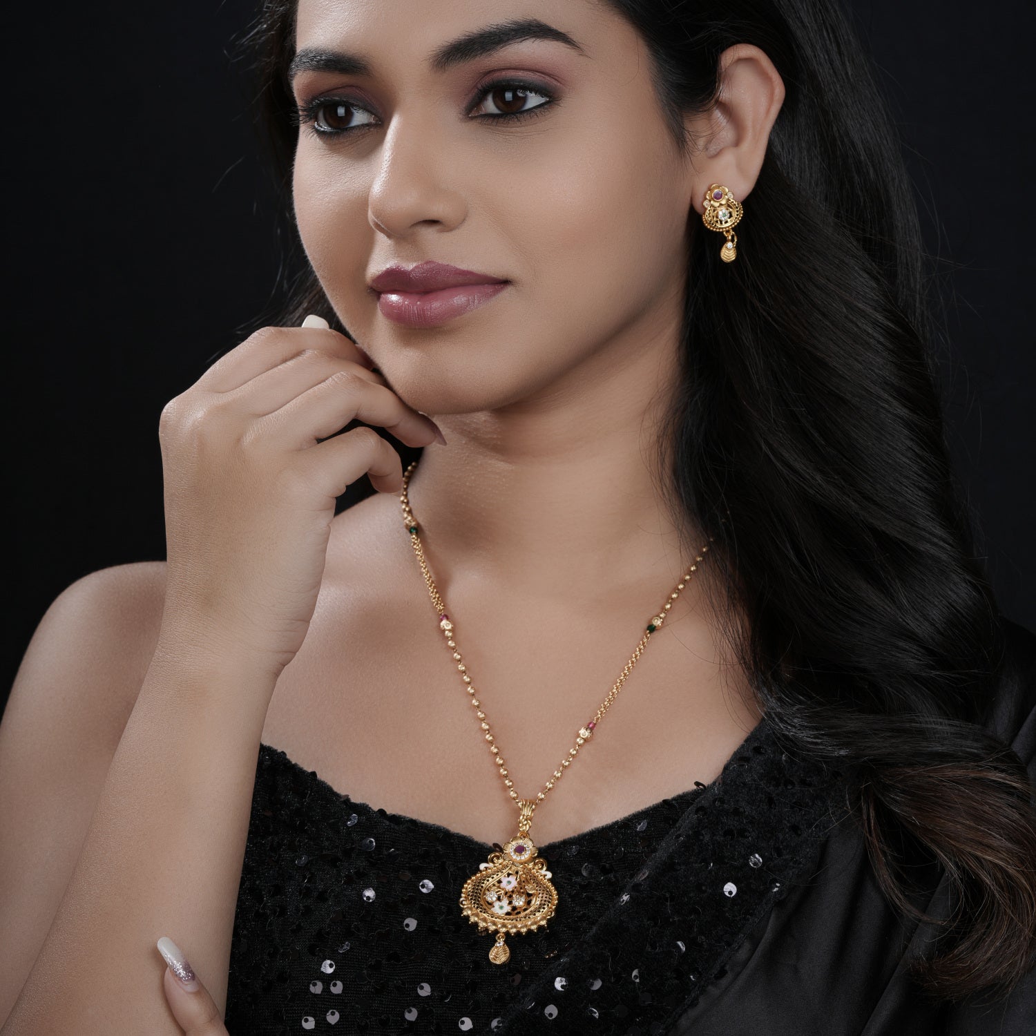 Eos Gold Plated Chain Pendant Set - PZMO