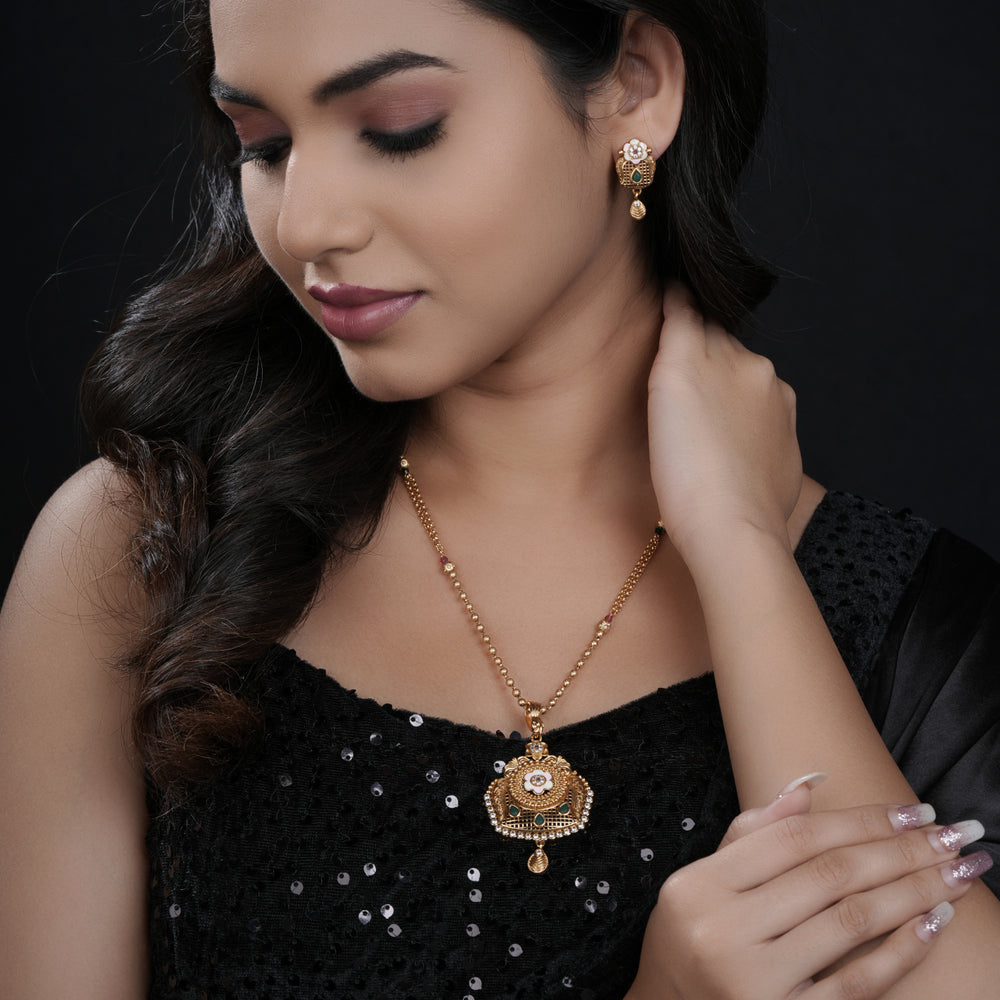 Majestic Gold Plated Chain Pendant Set