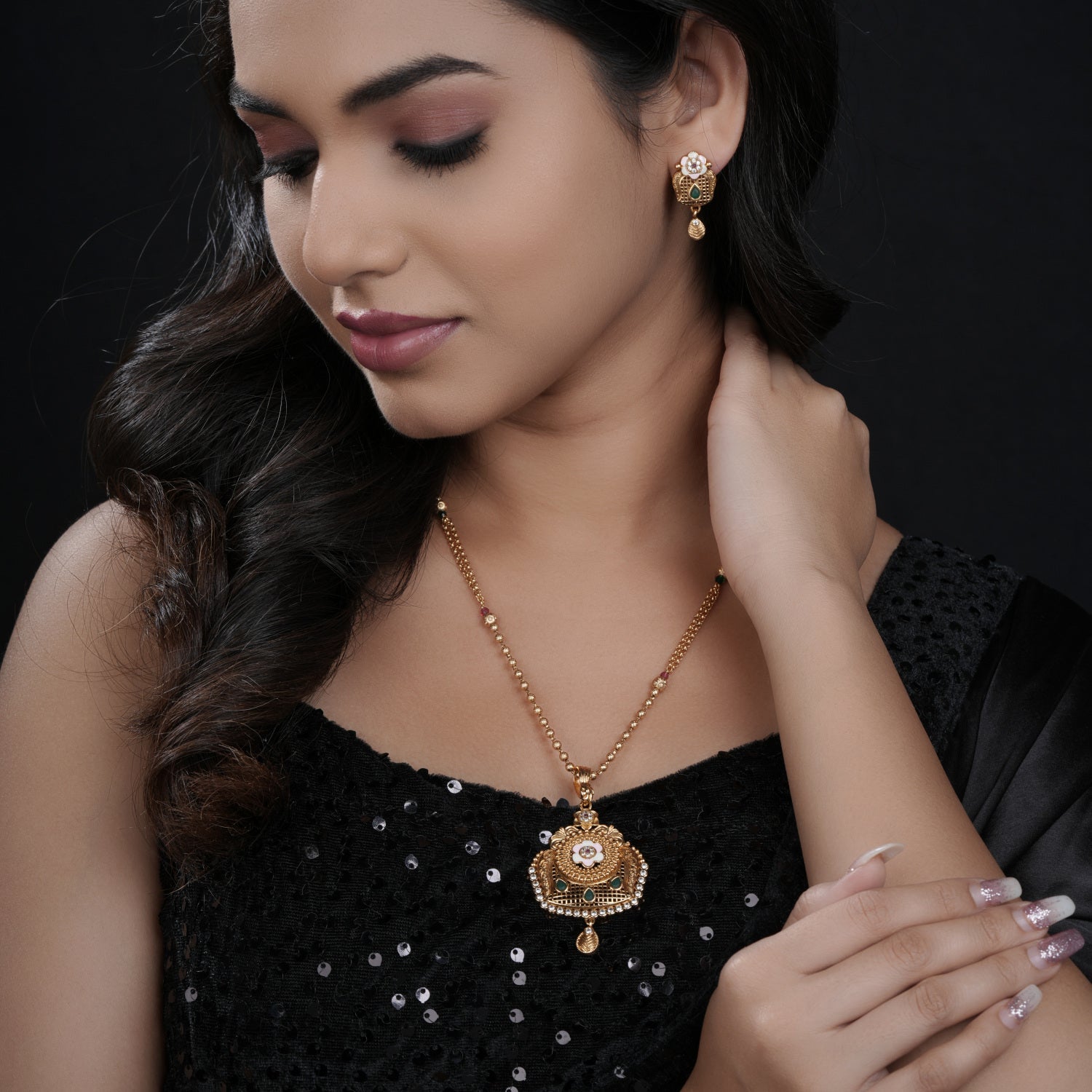 Majestic Gold Plated Chain Pendant Set PZMO