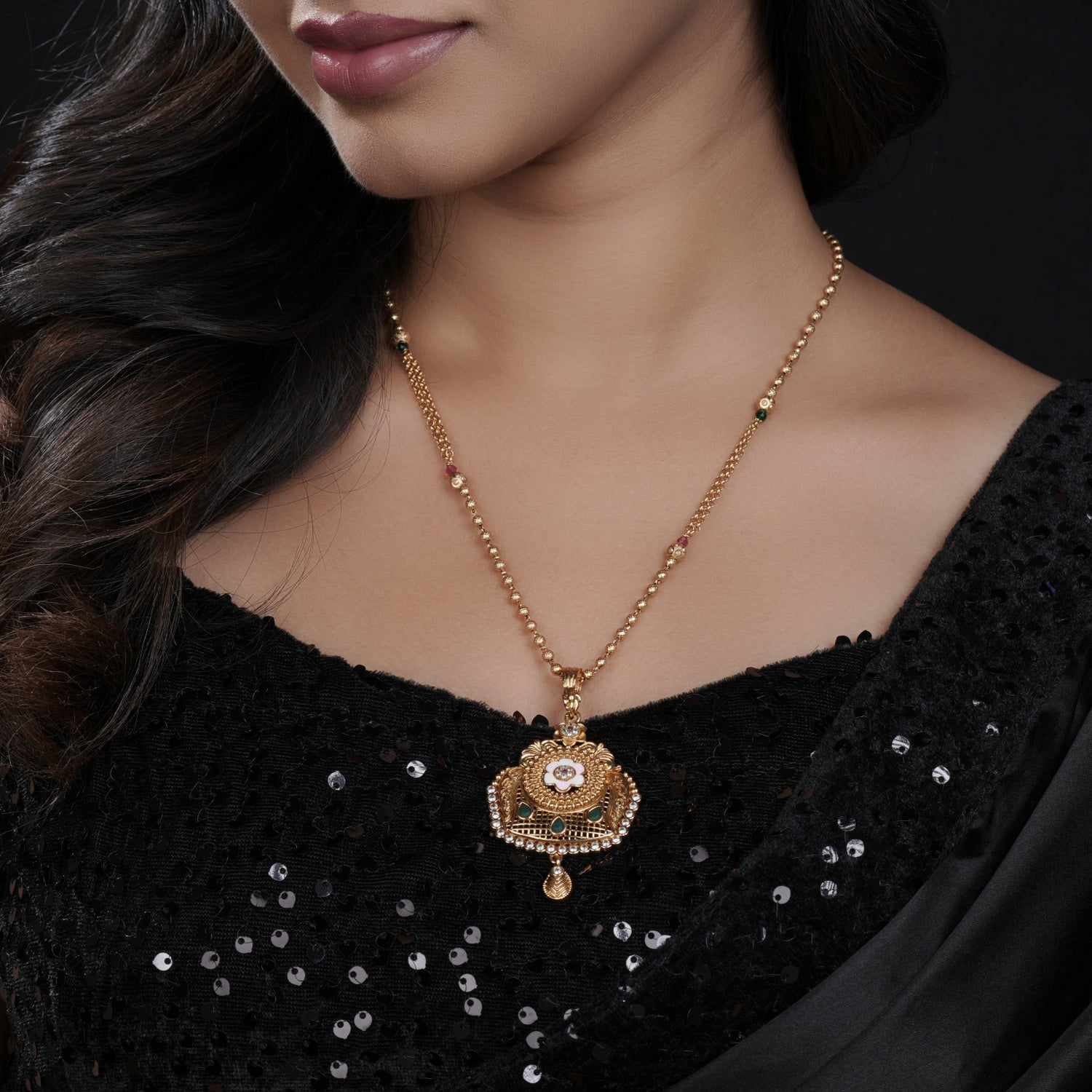 Majestic Gold Plated Chain Pendant Set PZMO