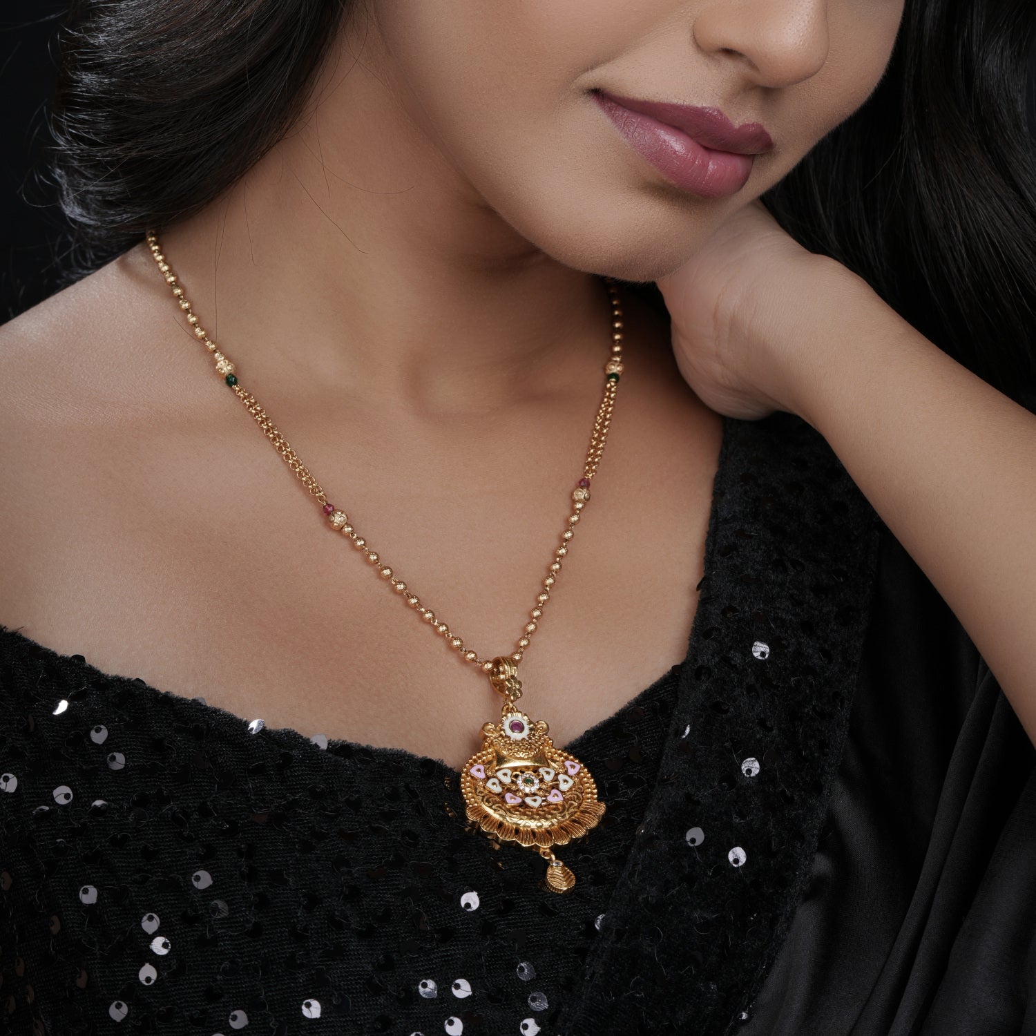 Samantha Gold Plated Chain Pendant Set PZMO