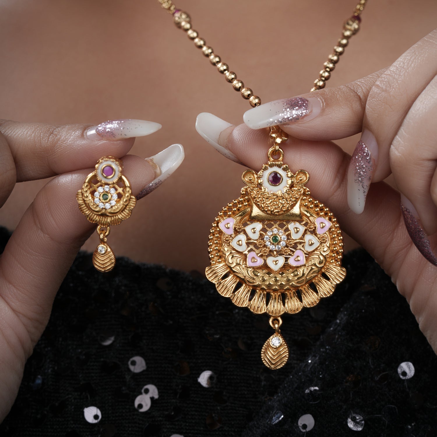 Samantha Gold Plated Chain Pendant Set PZMO