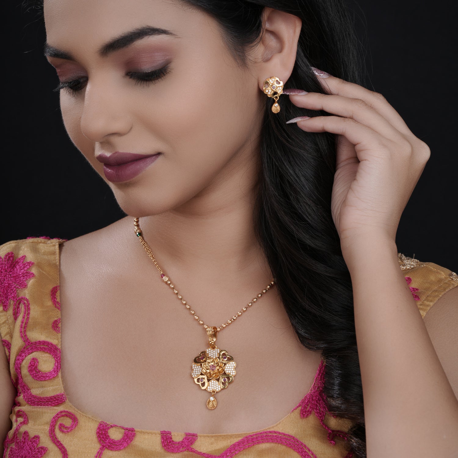 Iris Gold Plated Chain Pendant Set - PZMO
