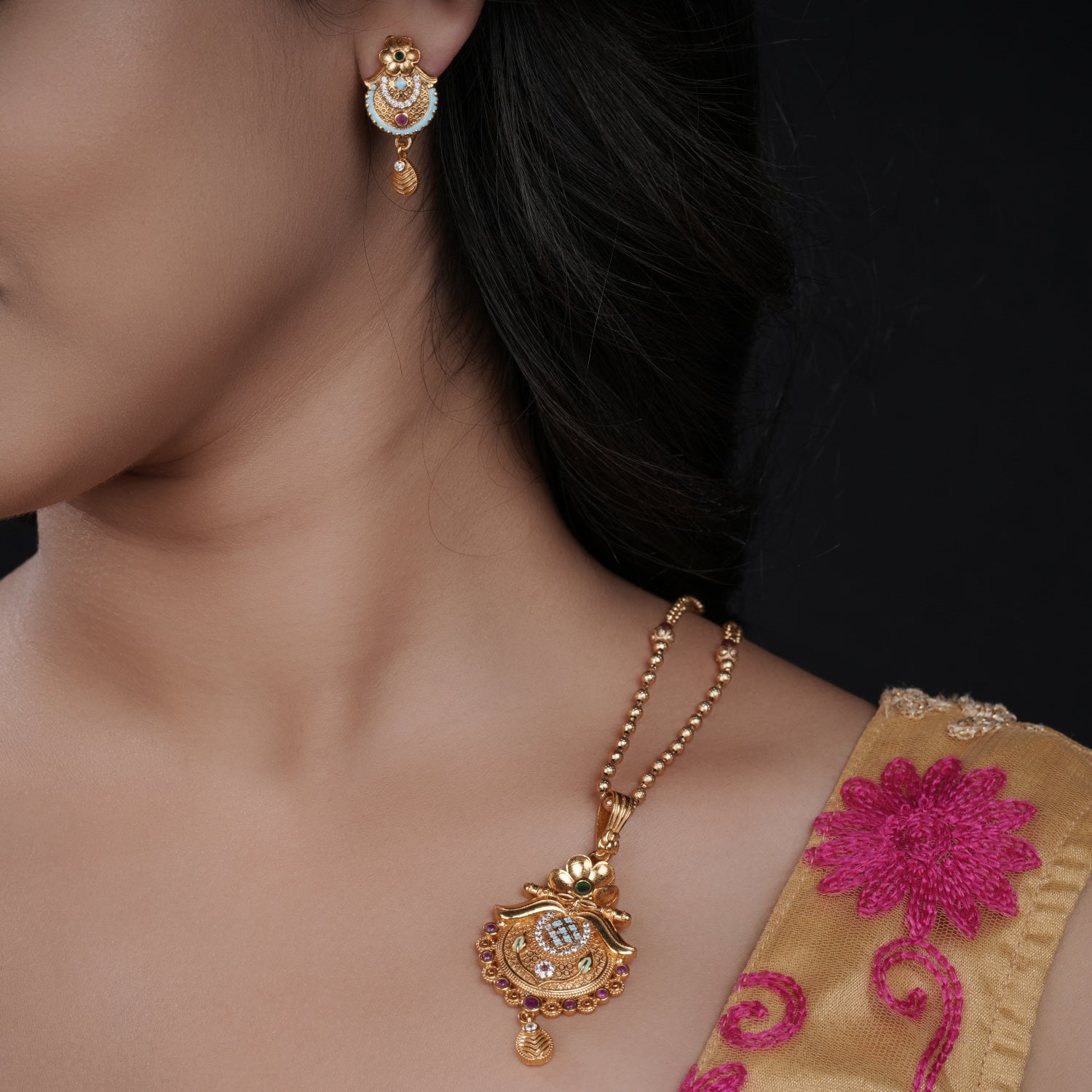 Mimosa Gold Plated Chain Pendant Set PZMO