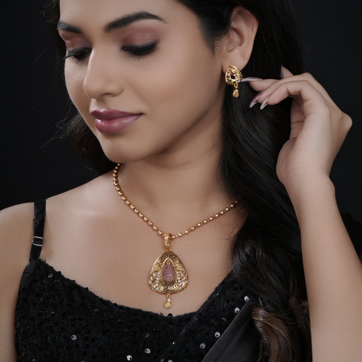 Elara Gold Plated Chain Pendant Set - PZMO