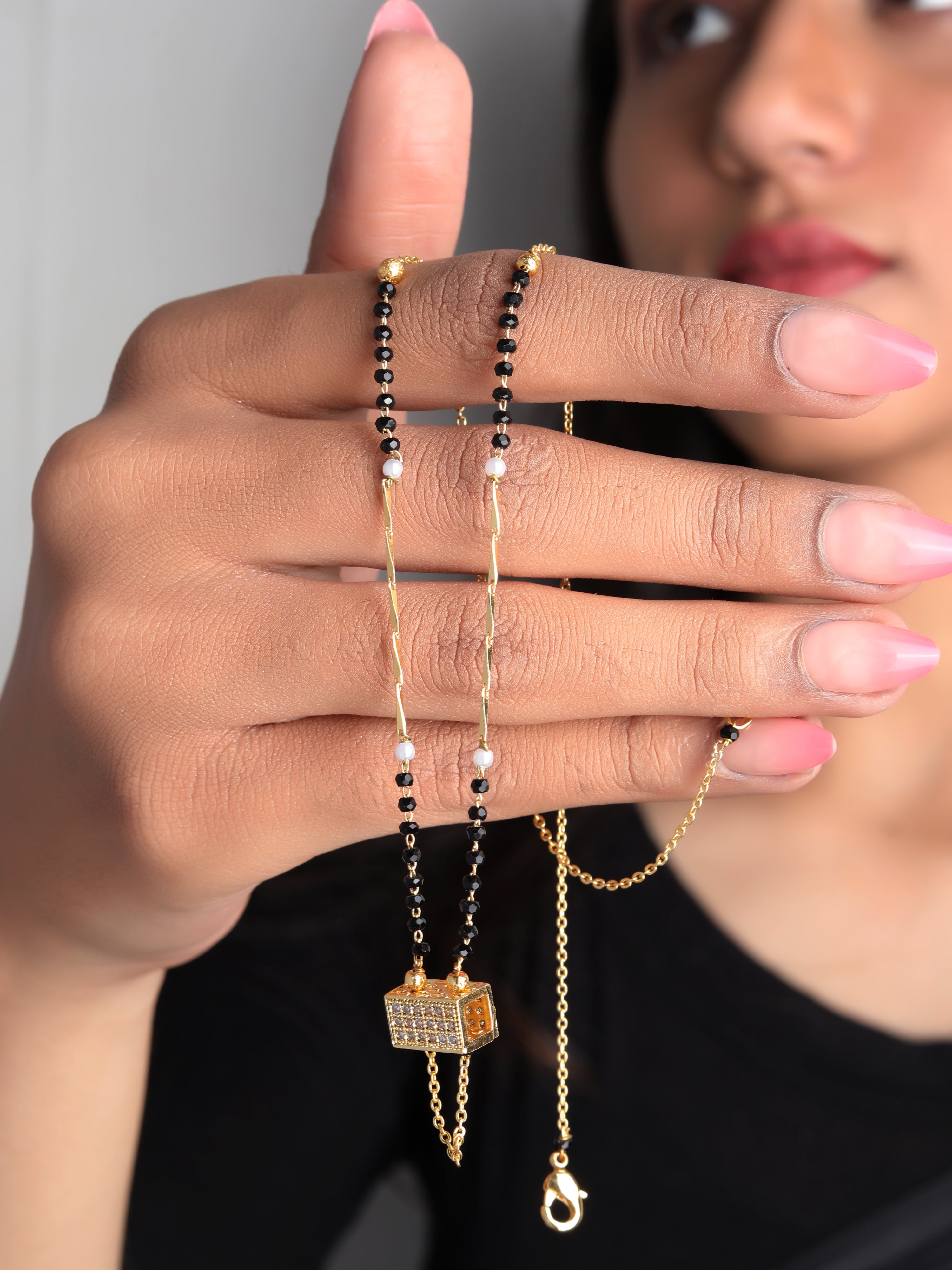 Mahira Gold Mangalsutra - PZMO